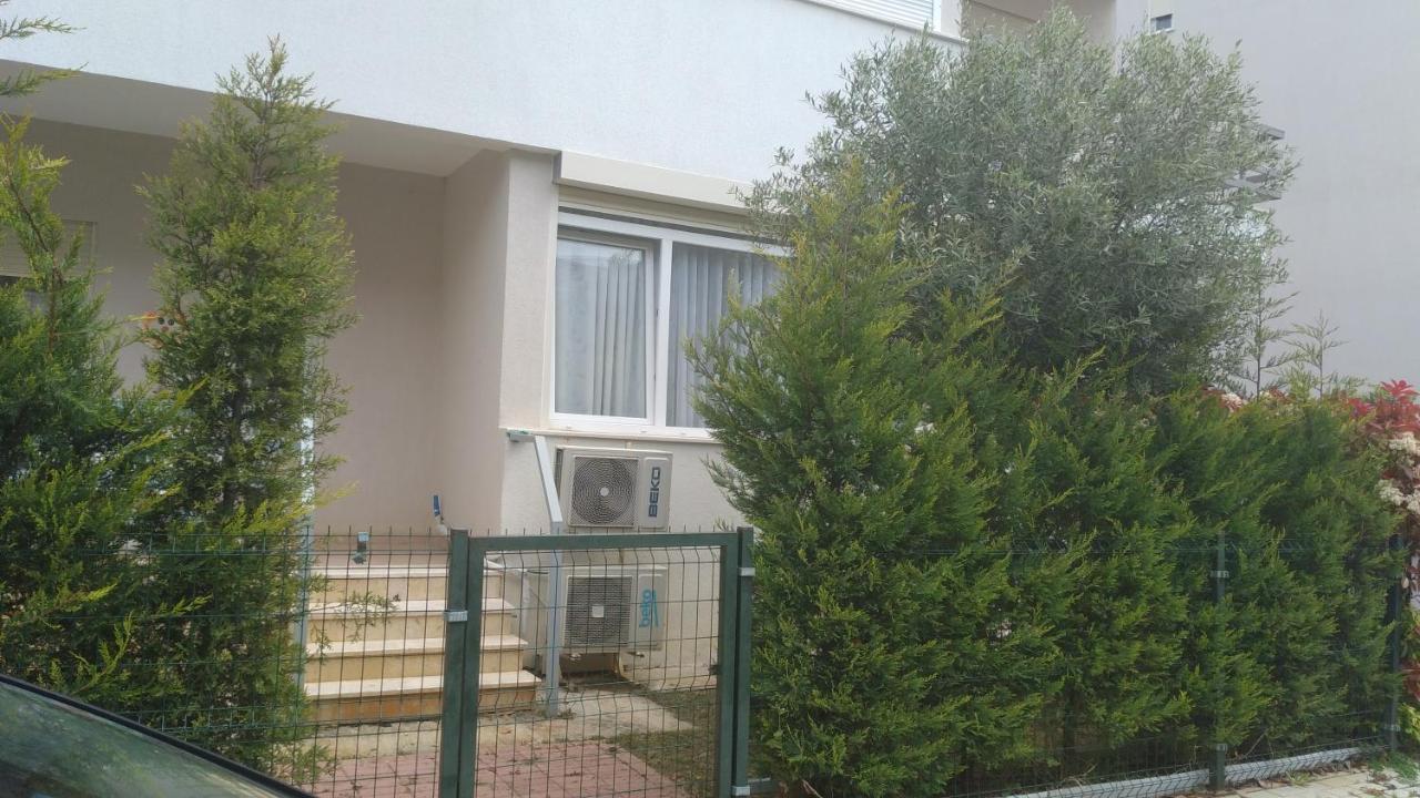Gjiri Lalzit Home Durres Ngoại thất bức ảnh